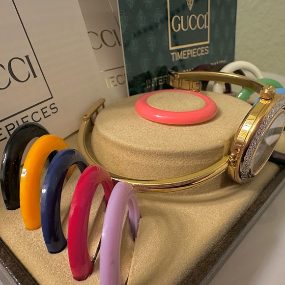 Reserve for @lancelot8878~Near Mint~Gucci Watch W/DiamondCut Bezel~Box/Paper - Picture 5 of 15